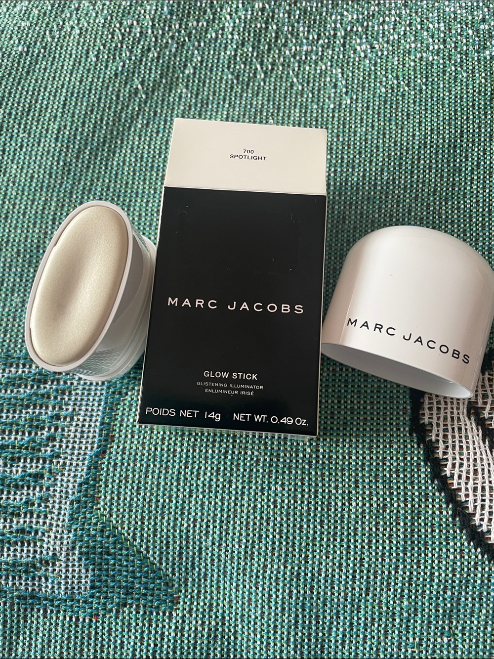 BNIB - Marc Jacobs Glow Stick Highlighter - Spotlight